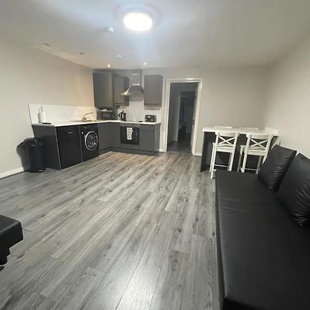 Ryan I Air I Bnb - 147-153 Mill Street - Free Parking Liverpool Extérieur photo